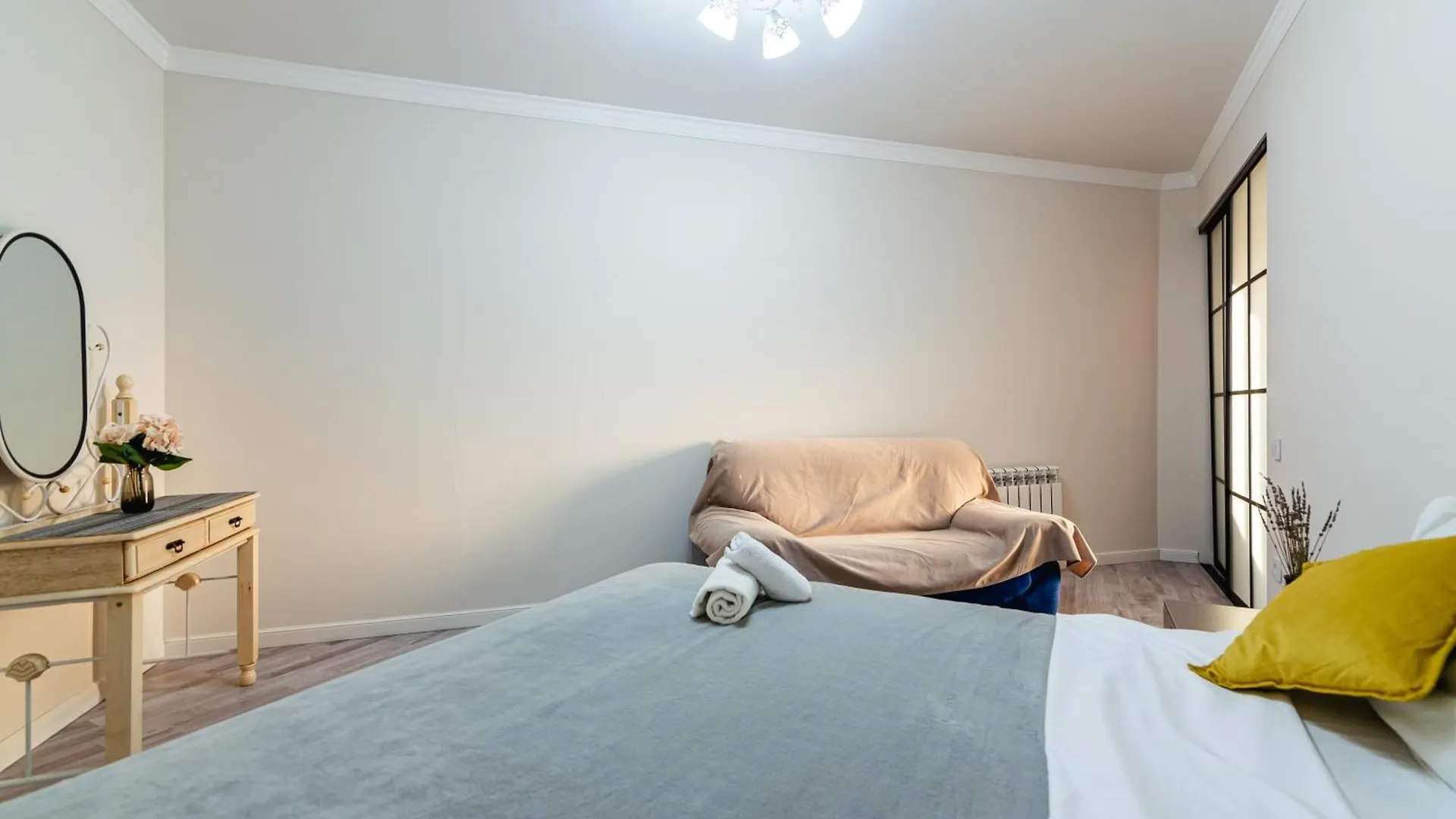 Appartement Просторная 3-Комнатная Квартира В Жк Евразия à Almaty