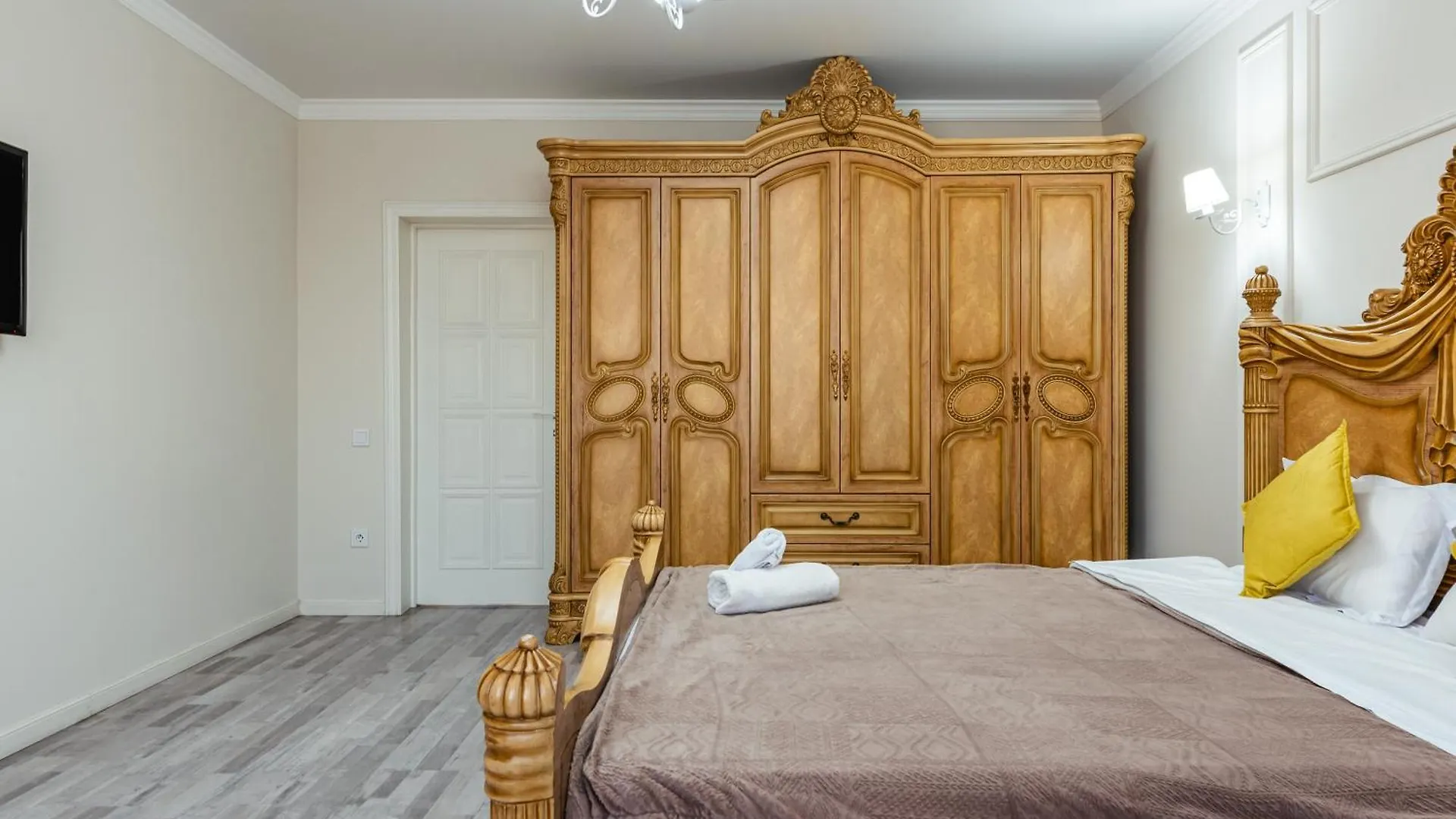 Appartement Просторная 3-Комнатная Квартира В Жк Евразия à Almaty 0*,